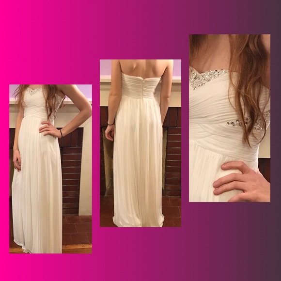Dresses & Skirts - ✨Sale✨White Strapless Chiffon Prom Dress